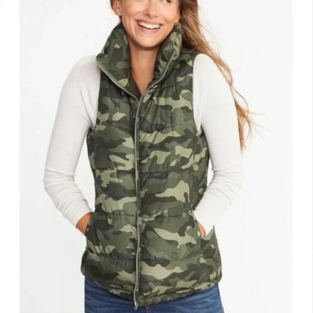 Old Navy Puffer Vest Funnel Neck Fleece Lined Frost Free Camo Green Womens PXS